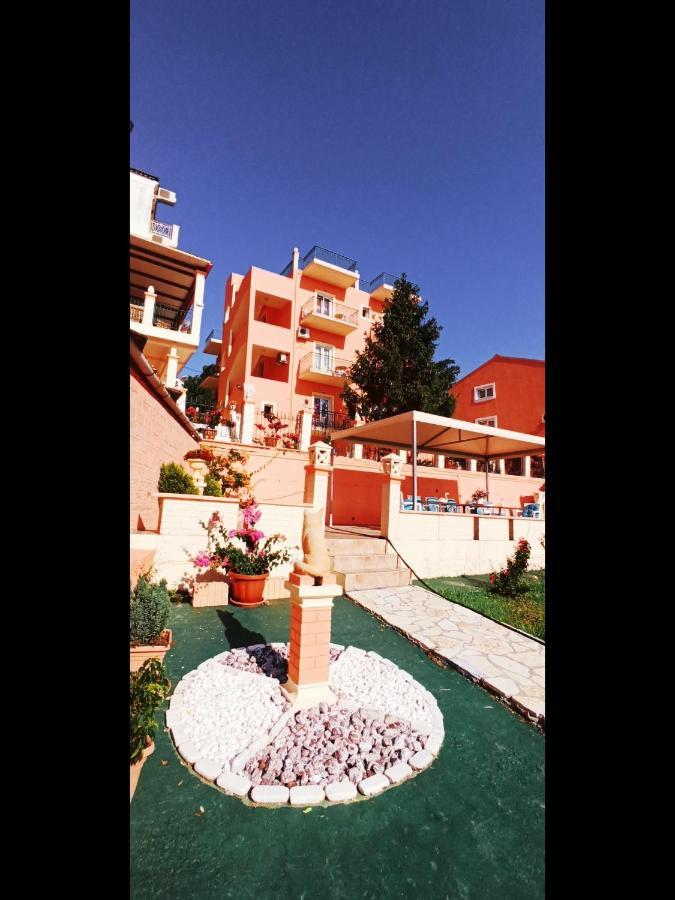 بينيتسيس Corfu Sunflower Apartments المظهر الخارجي الصورة